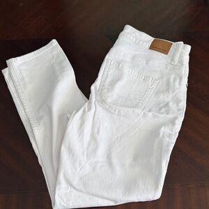 American Eagle Outfitters Women's White Straight Leg Mom Jeans